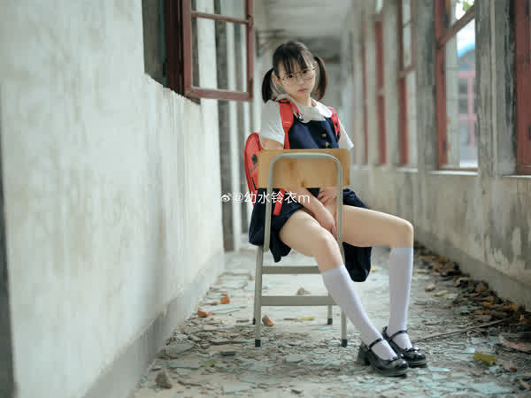 4bd10d44e862233f4c3385d1289ac4ffafab796fa3f1aa7d59c5f3499ce84687 thumbnail