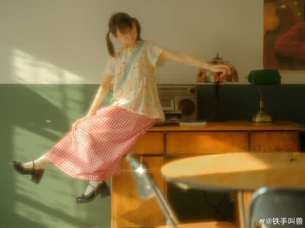 d43ce0af5285dde4b9bf1fc66171f00d062c6f767a5d328a52ad4a38c7d369c8 thumbnail