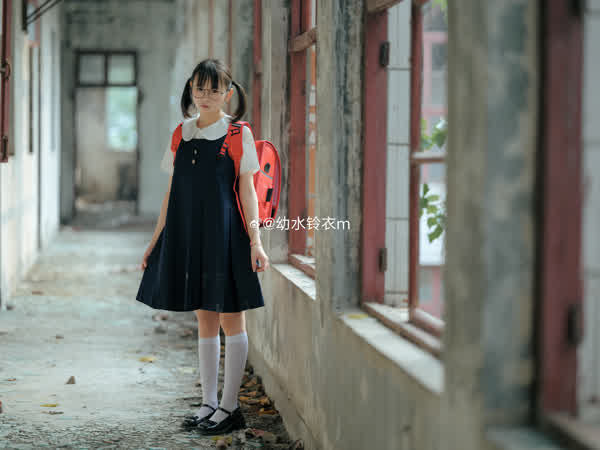 e719fba9bd14693aea61d0c22c3b96ef331f155d794c16ceca2b95ab5f62c67a thumbnail