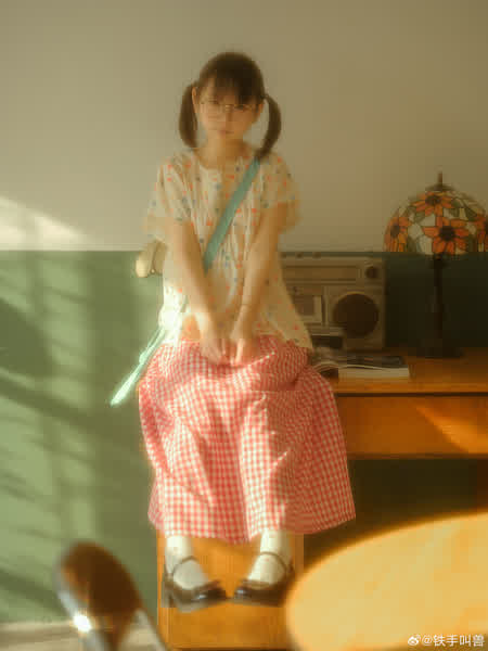 fecfee7c142704d4e156528cafc2b7ef359490db2414597008bc1dfa576d20ba thumbnail