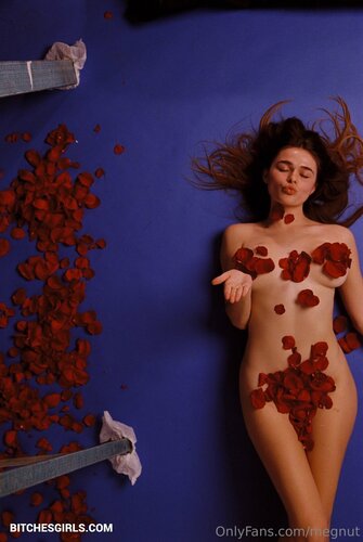 209517278059382926535219157496344222424 thumbnail