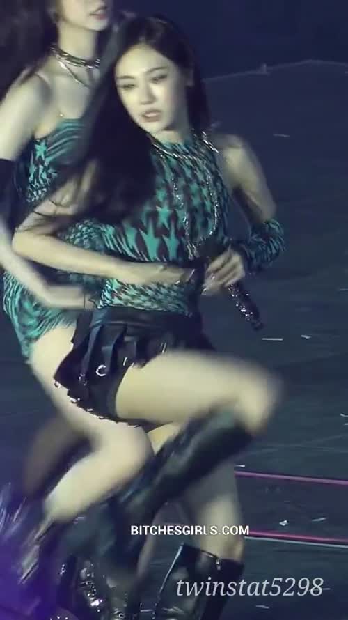 10c27ed8cce0105170a510bd27993ae3dfb1dc4c8a851564367e0112d58ba364 thumbnail