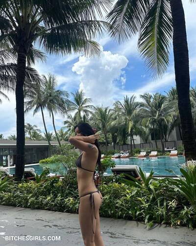 199697832568962924331710775166887456321 thumbnail