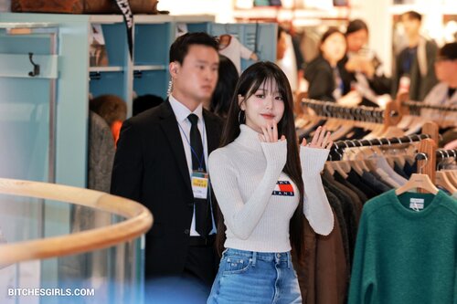 328033680545433065712888913125958557500 thumbnail