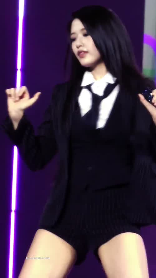 fc6da6658f8dad3adff766efa7f2eee25dbad4b9aab802a8d9e66ed4f23c73b6 thumbnail