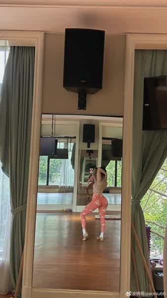 8cd1d32899af2fa342c9e8e51ab8eb54d0ee686640b66d3f98a8ac5a9aef2fcd thumbnail