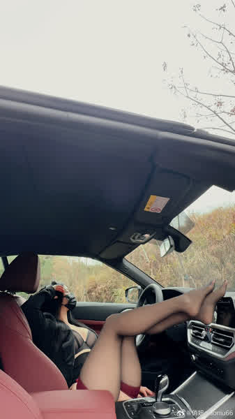 49a064136f240e4184f99a726b291f1193bff6a6b7a48c19050a6b0732ddf172 thumbnail