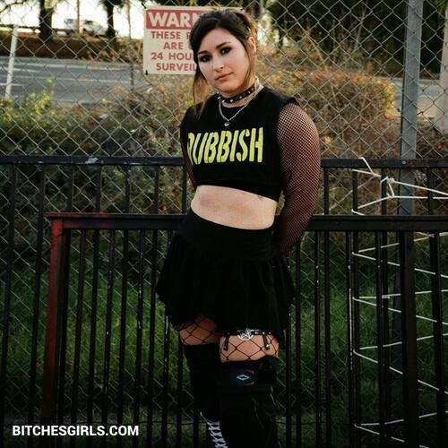 105993985045396402299333912988940439653 thumbnail