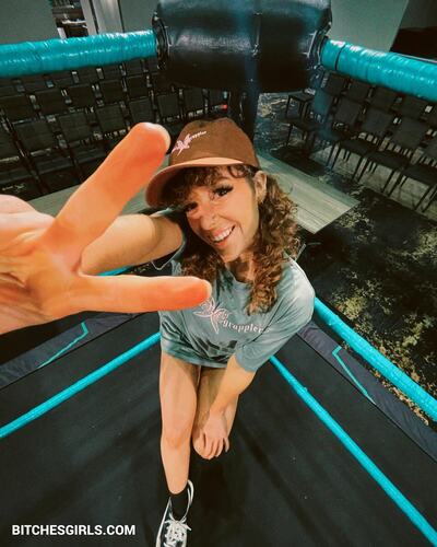 131730987972755420100461509227992955616 thumbnail