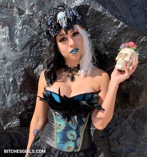 205390529711542802813587240972914257272 thumbnail