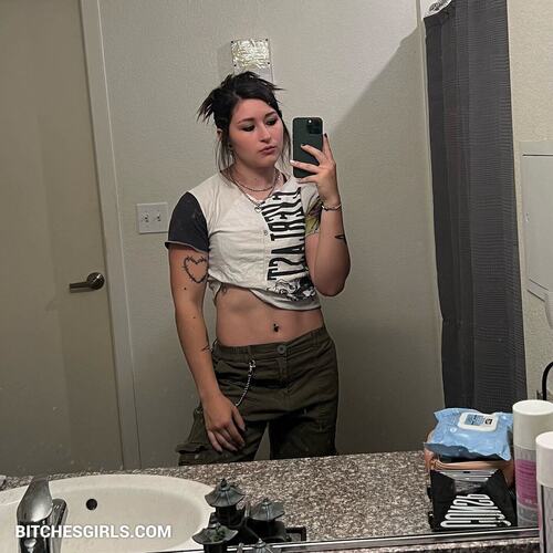 211643695151101394223352625166645240989 thumbnail