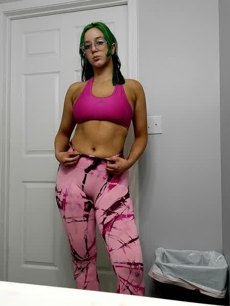 b3ca2c6170689d2c9cebad9b67b1c7ea5854b38e3f0ccfbf3d2498549be9c8cd thumbnail