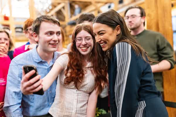 88f5934c85292c2a9fcbf1d1f65b002de651f103ab6578f403d33825d3c2cf08 thumbnail