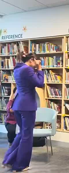 985fd553dbefd28655bb11b8ee51ff444581f9b54d95b15425b95c9f64e7e706 thumbnail