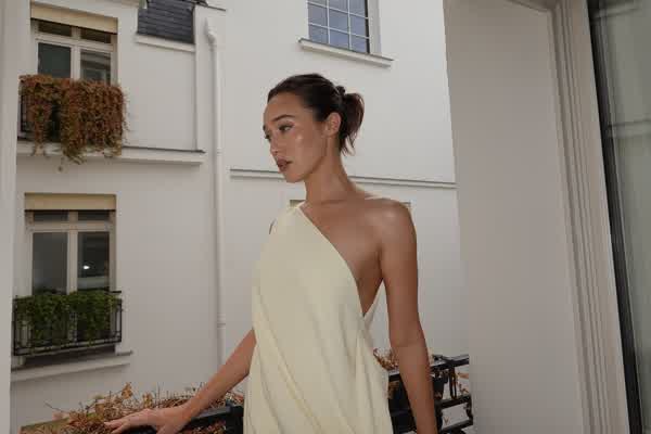 e1836b581e1854c8282e6a6b989502598d41c0e3367356d1c7a044a963fc7924 thumbnail