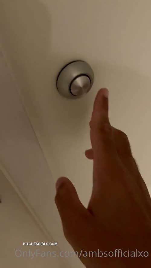 8b0ae298d4607bad06022b3128674e487752b3a89fe29ee350901a602fea640f thumbnail