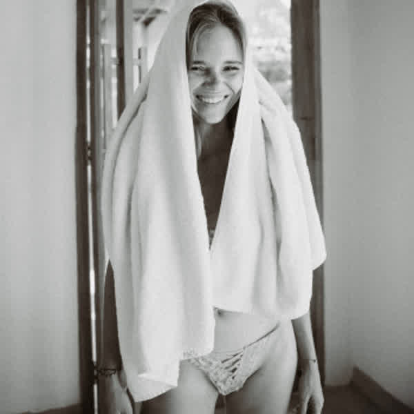 a74a814677e36ab6ef0c4b200029d8cb076f4b11639c6abc8c73fb8e2212a32d thumbnail