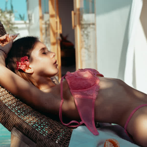 f63093fd627bd865d2f0eebd6b5ff82afc2ba5266e43a1d9cdd4809dcd6be510 thumbnail