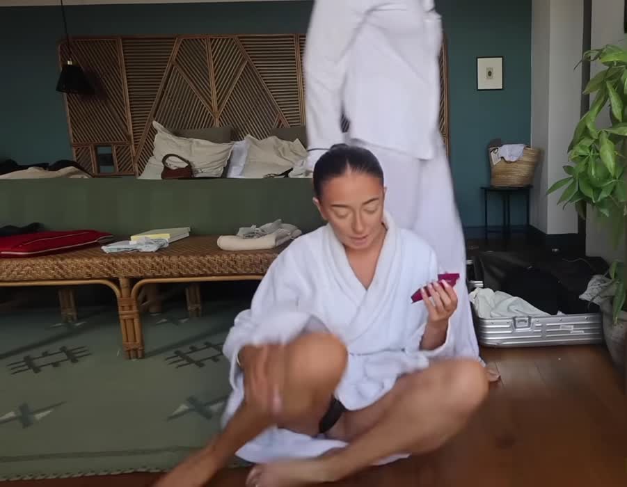 a0f818f7166b5957b569b6be344044645965f32e9cdbb20c90c1e548d2ec9b81 thumbnail