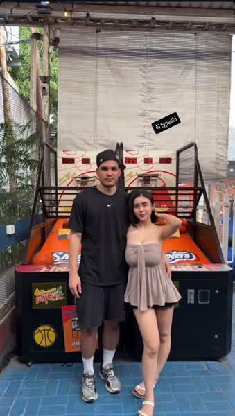 157f95489ca3c4626ba23d38b1bec3286a984ebd23d7e2d226b3aac93a70603a thumbnail