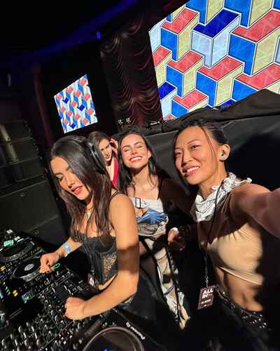 36274c6f90b3bcf65aa5784173868d2ef27899fed890f440a989d255fb816cd6 thumbnail