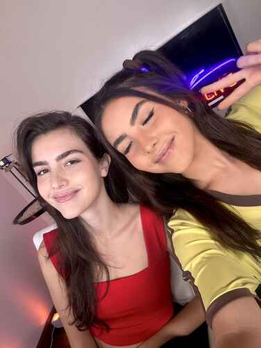 e831b8255ebd60ebe7d5692911f1a6c6196ad1a24070aa1084d36108bde676bf thumbnail