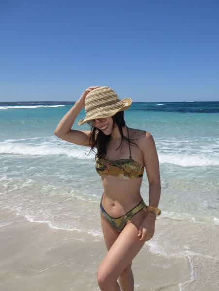 c143f585d975e6320bb743480f69fb8f767462e615165f8d5890175811026335 thumbnail