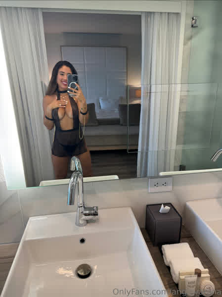 2d9c629e8f07a37e77e80a4fa2d692ff2c5fc93e85d04f0baa6dd88e2fb21e2c thumbnail