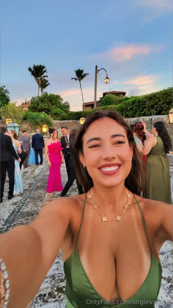 f07688e37c62ef126ee5868cc3a997eb9b4ab1ff131678170712cd195e2fe5f0 thumbnail