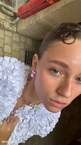 179041559740695951790540632616317926302 thumbnail