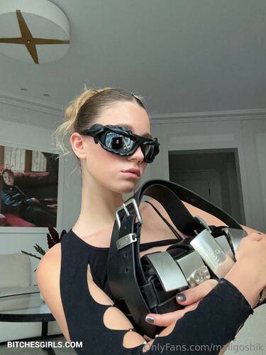 258025075665081500012640734585451948938 thumbnail