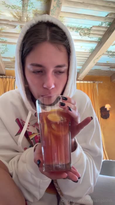 48a48ff69cd1712a71f85f972a717a4b255c5ae2a0b6647a8d6f9d2de72847ff thumbnail