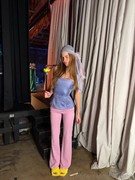 Anna Malygon Natural Tits Pics - Maligoshik Tease Videos