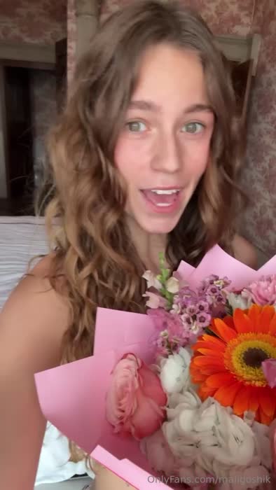 456607d4fe86dc152812ce721162ce8990bbd6047de70bf71b159800fdddcc78 thumbnail