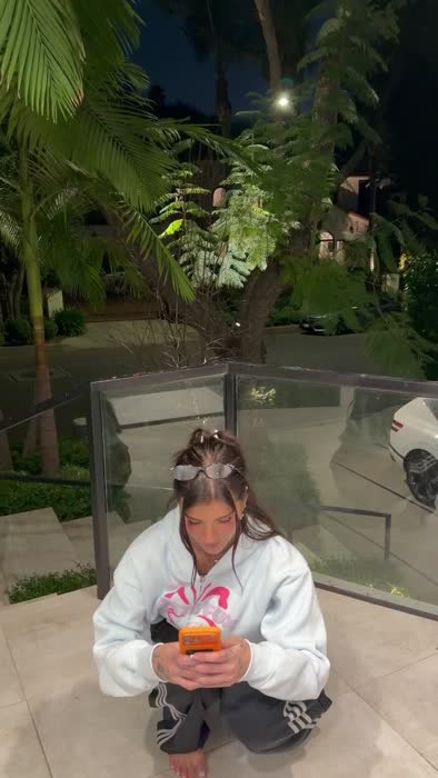 4f398c1bba16e7e6cccd0dabee9babe020eee5a2664aef4b1d11c61ce66a5a04 thumbnail