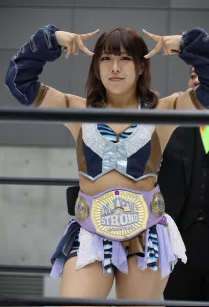 2c7d43e1f7077eb8f1e3b435d50f2581f7387f7d0da8aa4f06e09eb27fedb14d thumbnail