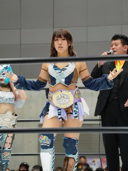 85d25a52b51a6891e652625940ab9605894eae5b0d0e3f6d10bfc9f9ee6db398 thumbnail