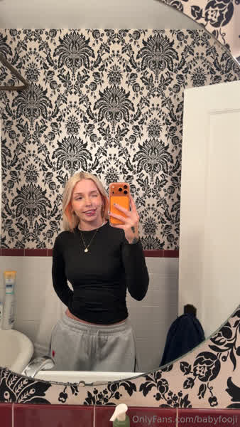 45cec5be6ffb3f048f7e58a449a99daf7af4b95b8d6d66a38ba17bd20c1c0985 thumbnail