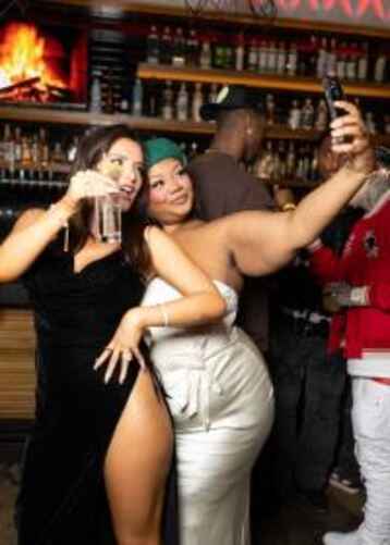 d8fc075758505202d6f5ec77af45c884e7dff2ba1d4077106aa96f23e4b921bf thumbnail