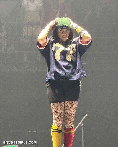 117104293353455407040154946607406106424 thumbnail