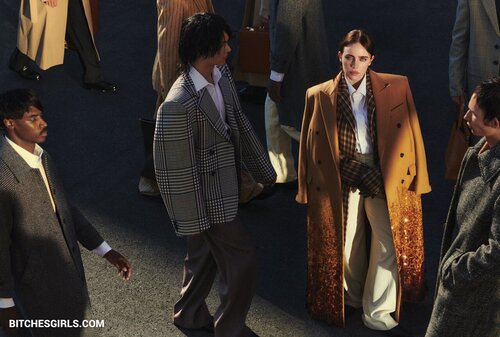 291875598429563214259055215201630419851 thumbnail