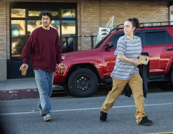 3a41ca5a40e5326b143baa7d1b628dbc086b2a5a5d2ba680d78aa686fe00bf59 thumbnail