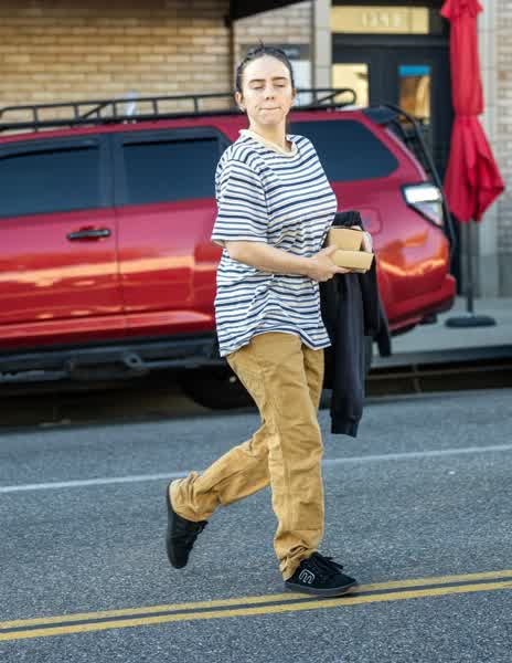 e4f66b8860dd1c5d202c54ff744b624c3947751efb271c615a080f7e8859f157 thumbnail