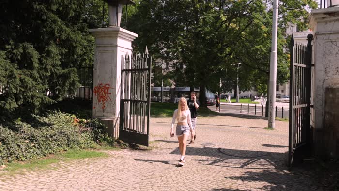 0d8582e21e33ff74dfecaea700d420c97488b8dc49eb2e49c2810da7d6a34b29 thumbnail