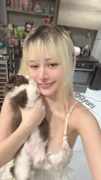 016fc8add8138e3e5885bb0072b6758e6fca8995cef649a02fc457ba7a4b1a03 thumbnail