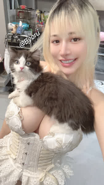 edec46c2b3465d7afdd8529f548ee25b5d4968be278c70d98a0323cb4107bcb0 thumbnail