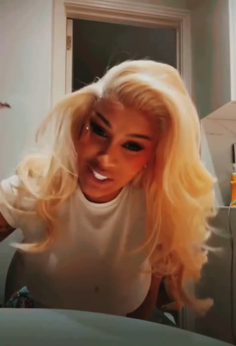 8edd74a8f811ee681ea1f27d1644239425707608e57498aff9e437e46b76e476 thumbnail