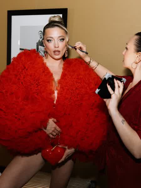 fa127b9819ed9f3856f95ec6628a878a27c543e750fb49085e4c1e329d32f2f0 thumbnail