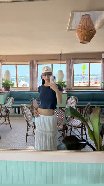 e5bd1a64f02c247e2b4ead6a52e8aaad1756fa165afd3d46e9d2ba2a0551b044 thumbnail