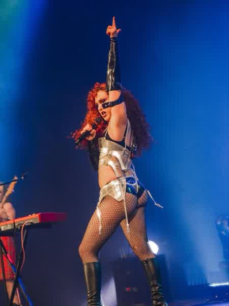 298080c6d853bdd51b43247f93961028d0ec83e9eac012388a9cb40b4631f6d7 thumbnail